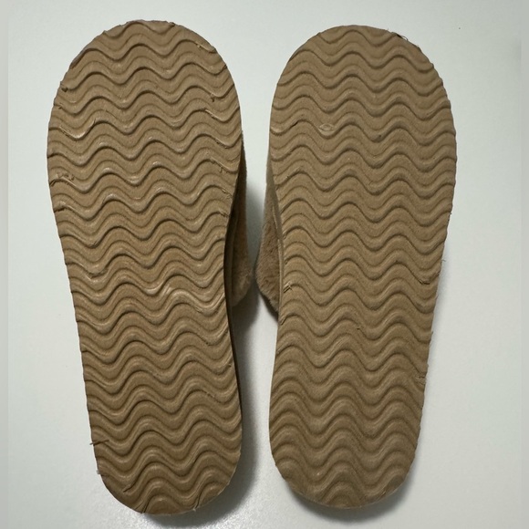Muk Luks Tan Furry Slippers - Picture 5 of 8